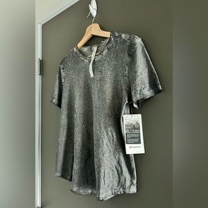 LULULEMON LOVE CREW *WASH SHORT SLEEVE